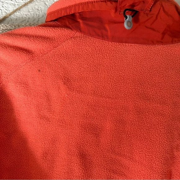 Patagonia Women's Lightweight R4® Jacket - Picture 9 of 9